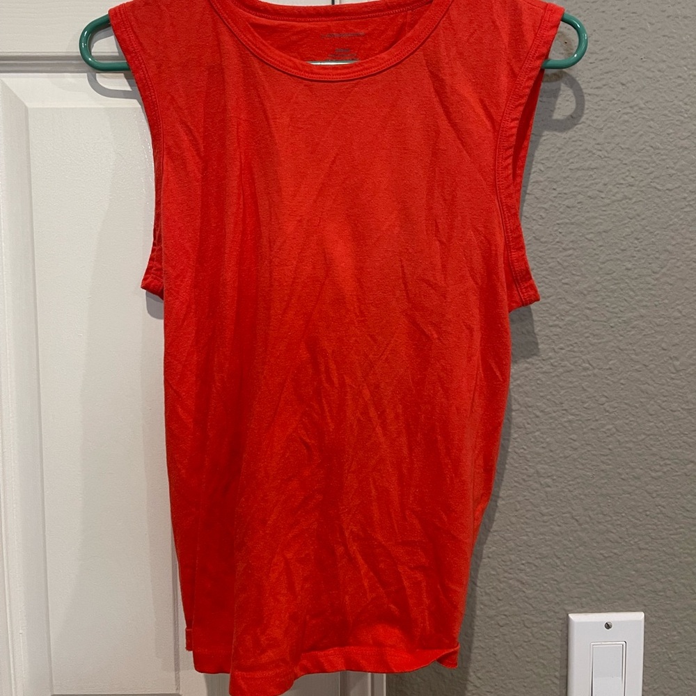 Candy red muscle tank
